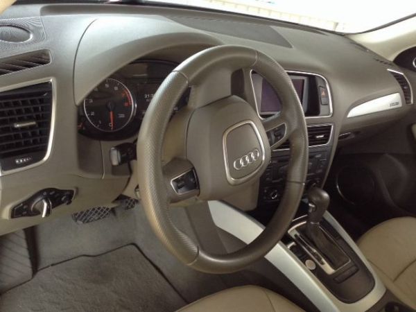 AUDI Q5 照片3