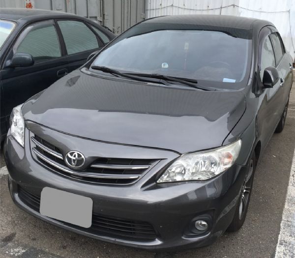 2013年 TOYOTA Altis 照片1