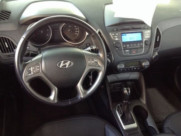 HYUNDAI IX35柴油 照片3