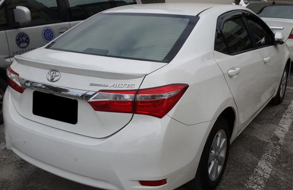 2013年 TOYOTA Altis 照片2