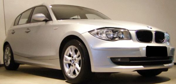 2010年 BMW 118I 照片1