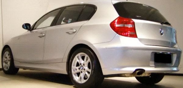 2010年 BMW 118I 照片2