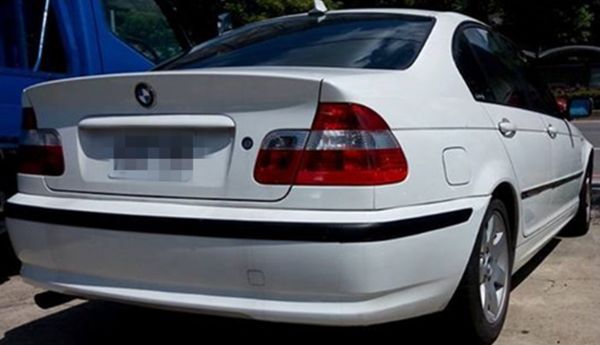 2002年 BMW 318I 照片2