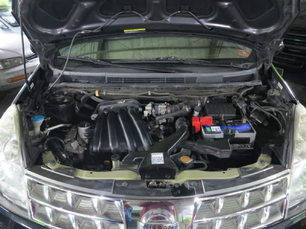 2010 Nissan Livina 照片4