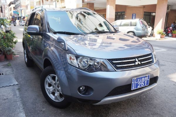 2009 Outlander 2.4L 照片1