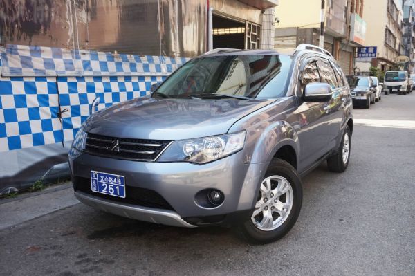 2009 Outlander 2.4L 照片3