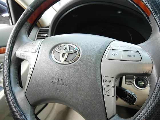 Toyota 豐田 Camry 3.5 照片3