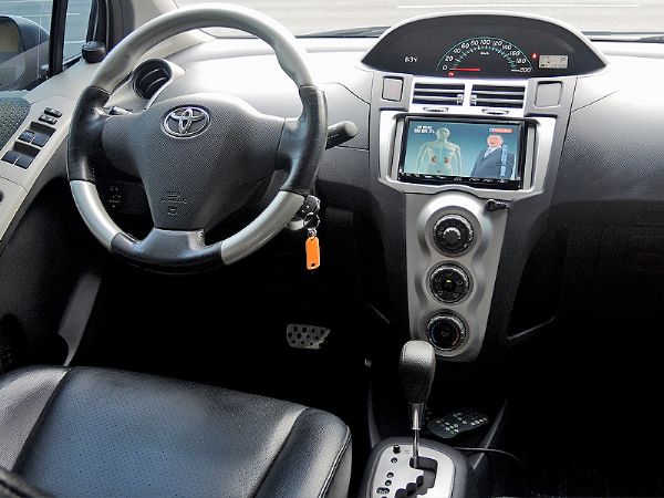 08 豐田 YARIS G 全額貸 照片3