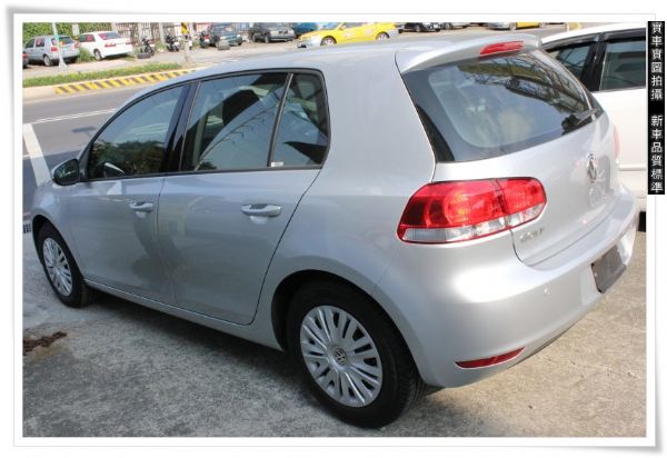 Golf 1.6 MK6 可全額貸找錢 照片5