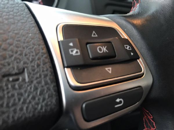 【2012年VW GTI五門掀背 天窗  照片5