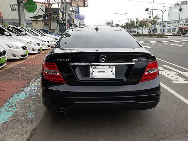 BENZ 賓士 C250 照片4