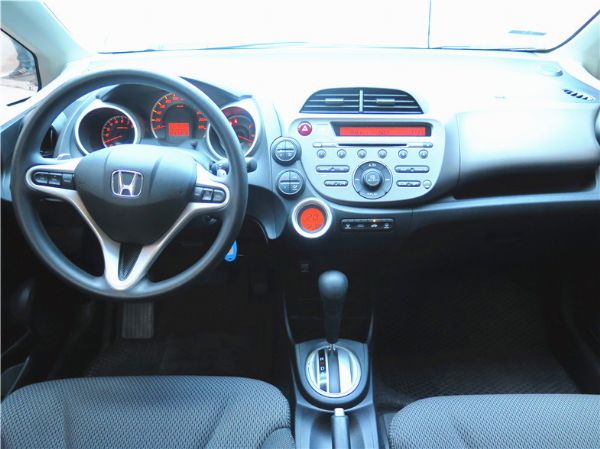 2013年Honda 本田 FIT 照片2