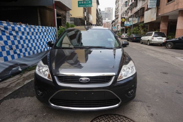 2009 ford focus 4D 照片2