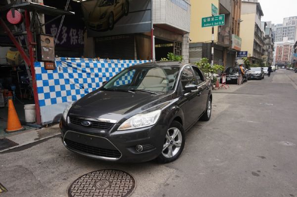 2009 ford focus 4D 照片3