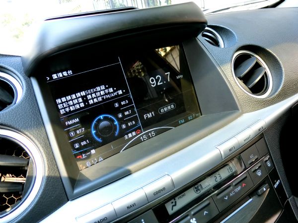 2010年Luxgen 7SUV 照片9