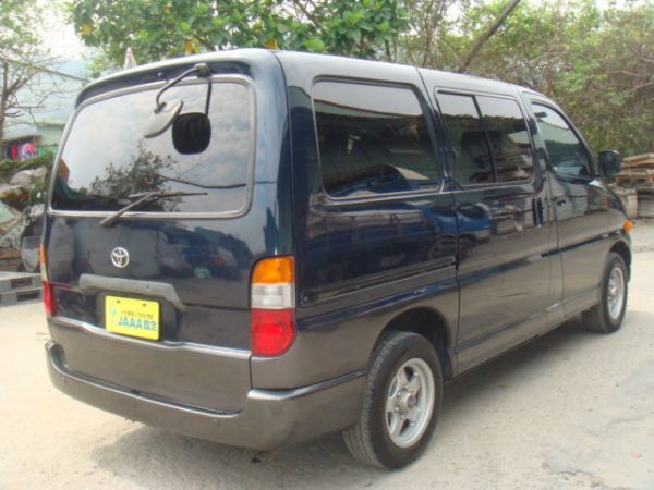 TOYOTA HIACE 照片2