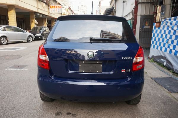 2012 skoda fabia 1.6 照片5