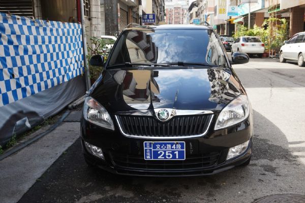 2011 skoda fabia 1.2 照片2