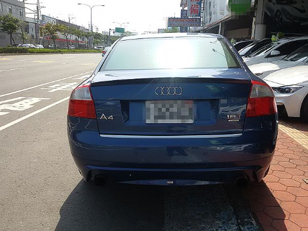 AUDI 奧迪 A4 照片4