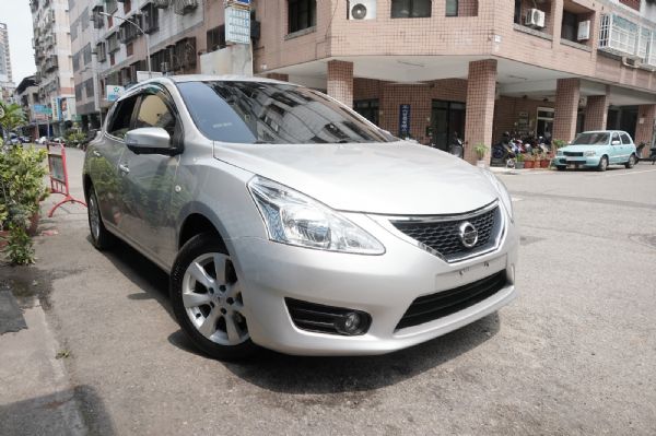 2013 tiida 5D 1.6L 照片1