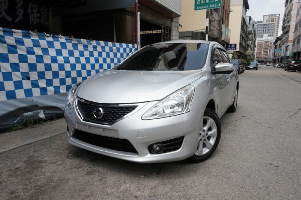 2013 tiida 5D 1.6L 照片2