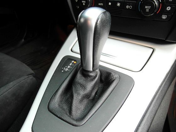BMW 寶馬 323i 2.5白 照片6