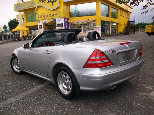 2004年 SLK200 雙門超豪華跑車 照片4