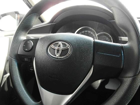 Toyota 豐田 Artis 1.8黑 照片3