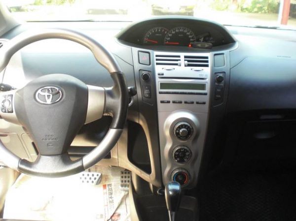 2007年 YARIS 省油便宜的代步車 照片2