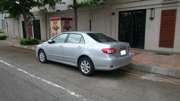 TOYOTA Altis1.8E 照片3