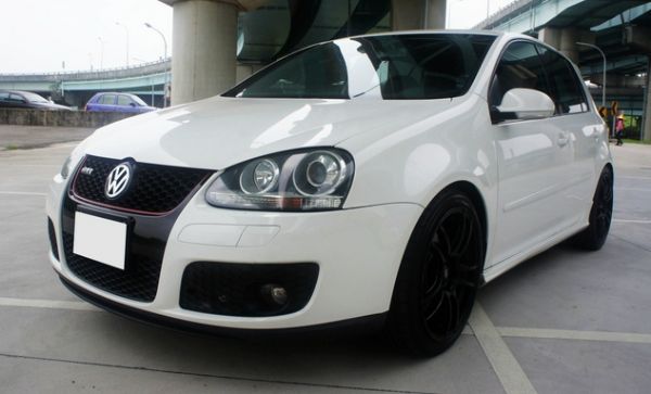 已售【鑫宏車業】福斯，GOLF GTi 照片1