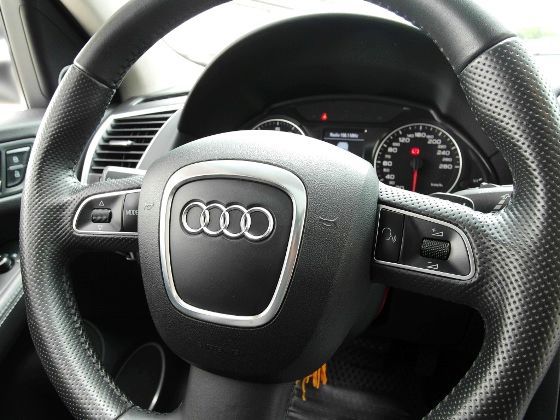 Audi 奧迪 Q5 (汽油) 2.0 照片3