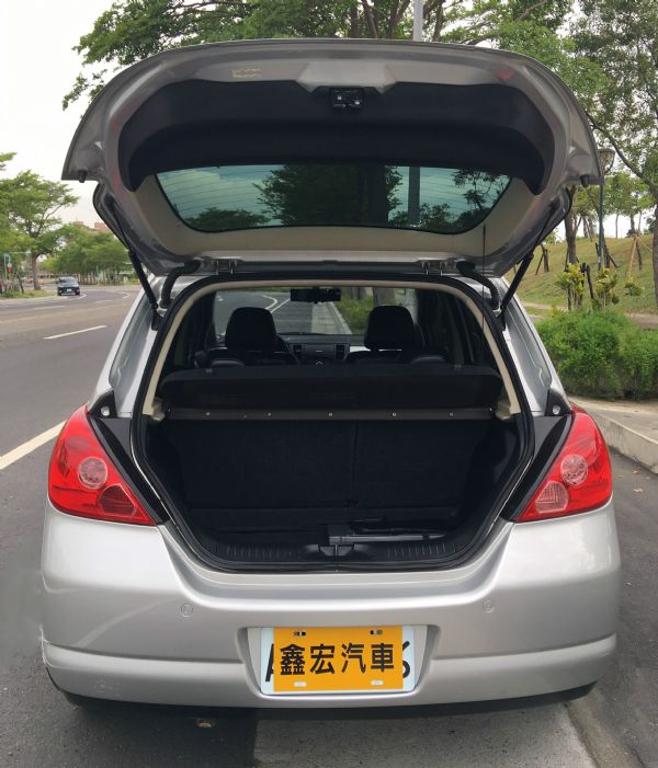 【鑫宏車業】NISSAN，TIIDA 照片6