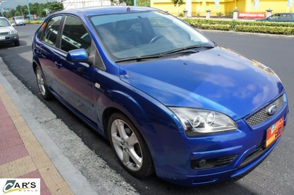 2005 FOCUS 精品加裝外觀馬力強 照片2