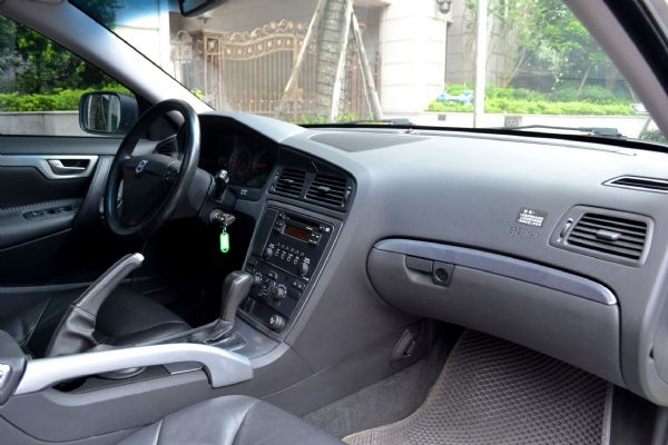AWD XC70 2.5  照片4