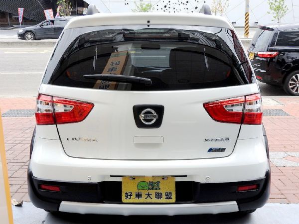 16 LIVINA 免頭款可全貸 照片3