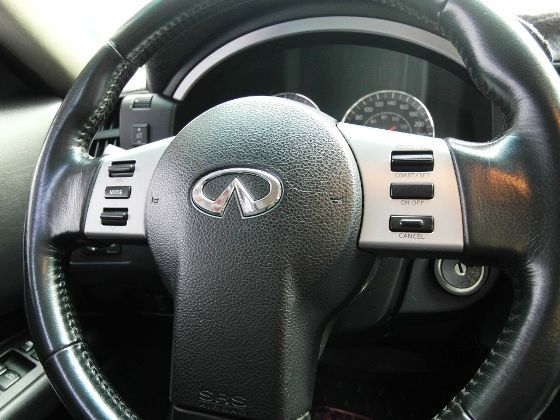 Infiniti 極致 FX35 3.5 照片3