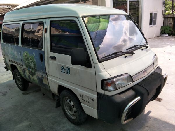 威力箱型車 照片2