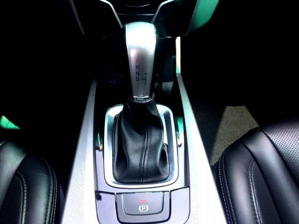 2014年 那智捷 U6 白 37萬 照片6