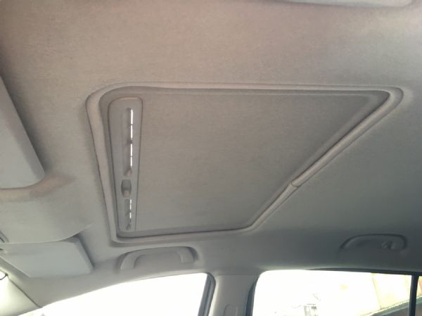 Mazda 5 黑 2.0 頂級天窗 照片5