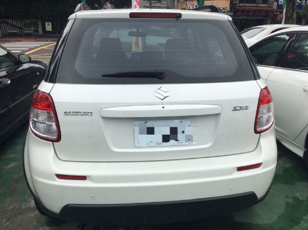 SUZUKI SX4 5D 照片3