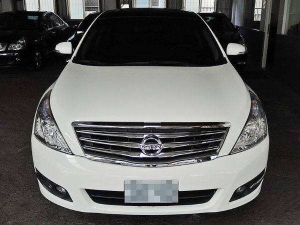 11年式 日產 TEANA 全景天窗 照片2