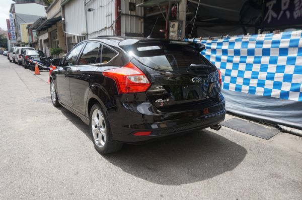 2013 ForD FocuS 5D 照片7