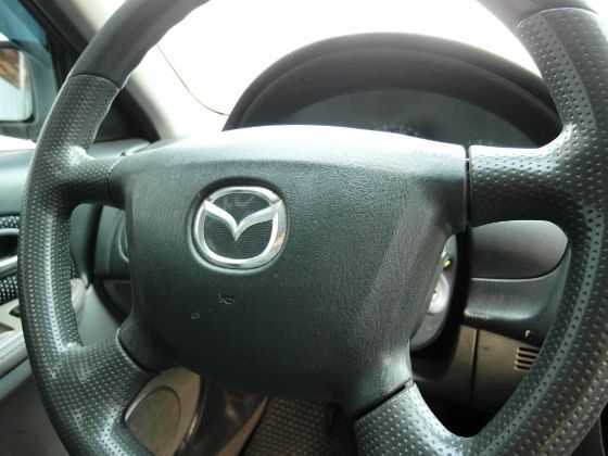 Mazda 馬自達 Isamu 1.6 照片3