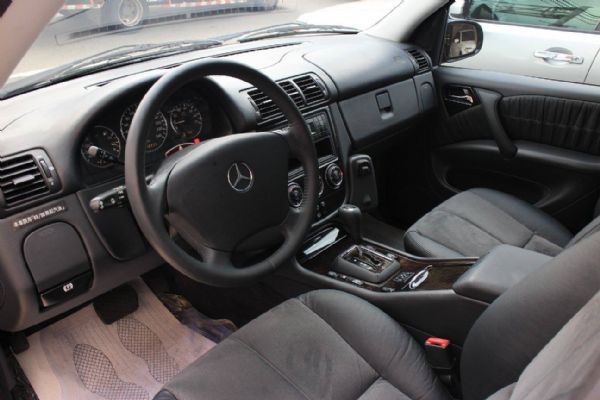 2005年 BENZ 賓士 ML350  照片5