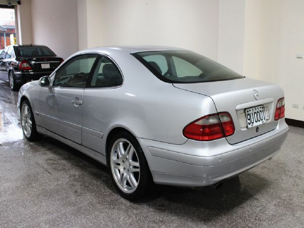 2002年 賓士 BENZ CLK200 照片3