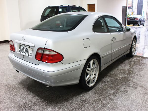 2002年 賓士 BENZ CLK200 照片4