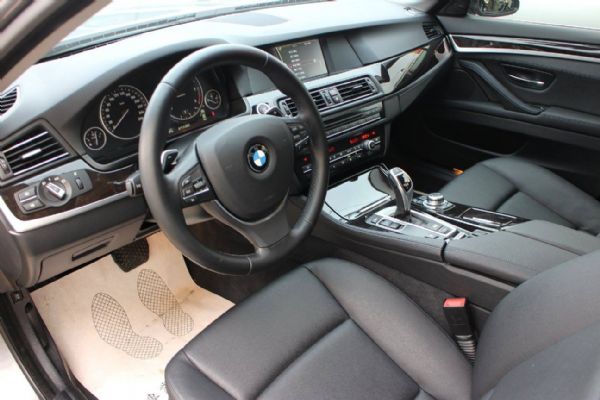 2013 BMW 520d 總代理 照片5