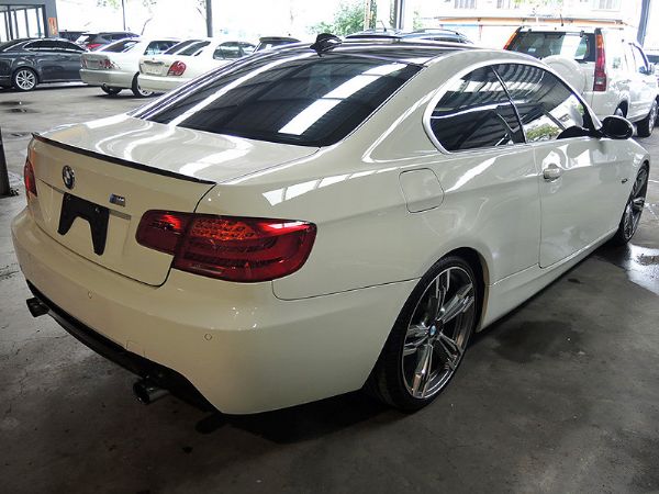 06年 BMW E92 335 全額貸 照片10