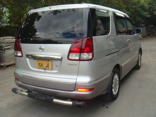 NISSAN Q-RV 照片2